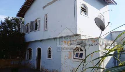 Sobrado com 3 dormitórios à venda, 231 m² na Terceira Divisão de Interlagos
