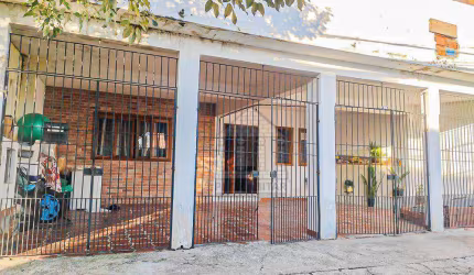 Sobrado com 3 dormitórios à venda, 130 m² no Jardim das Imbuias