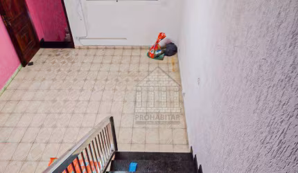 Sobrado com 3 quartos para alugar no Parque Brasil