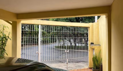 Sobrado com 3 quartos à venda no Parque das Árvores
