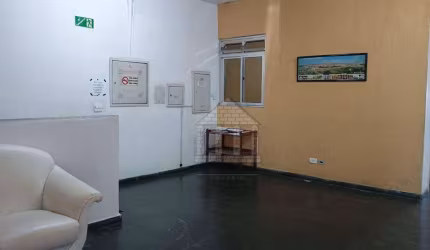 Conjunto para alugar em Interlagos