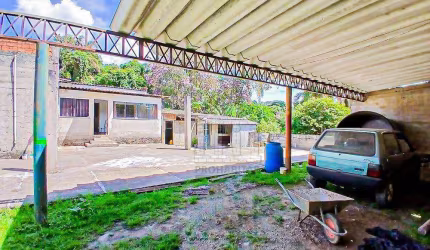 Chácara com 3 quartos à venda no Jardim Varginha