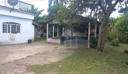 Chácara com 3 dormitórios à venda na Chácaras Granjinhas Regina Maria - Embu-Guaçu/SP