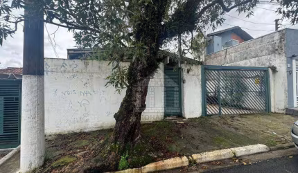 Casa com 3 dormitórios à venda na Vila Santo Antônio