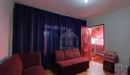 Casa com 2 dormitórios à venda no Jardim Lucélia