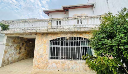 Sobrado com 3 dormitórios à venda no Jardim Sabará