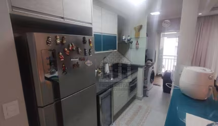 Apartamento com 2 dormitórios à venda na Vila Isa