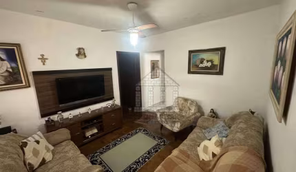 Casa com 3 dormitórios à venda na Cidade Dutra