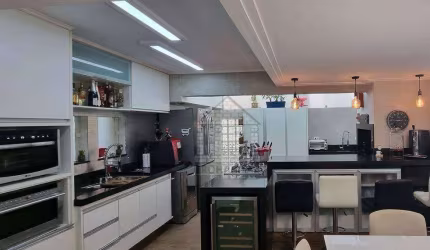 Casa com 4 quartos à venda ou aluguel na Vila Mariana