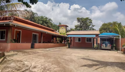 Belíssima Chácara c/ 02 Casas - Bairro Pedregulho - Indaiatuba/SP