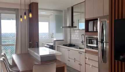 Apartamento no ultimo andar, face norte com churrasqueira e 2 vagas.