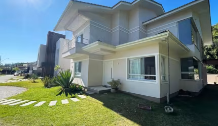 Venda | Casa 3 dorms (1 suíte) + 4vgs