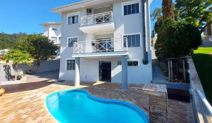 Aluguel | Casa 3 quartos (1 suíte) + 2 vgs