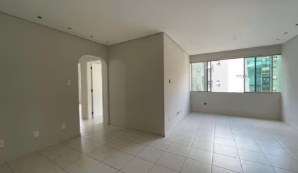 Venda | Apartamento com 3 quartos