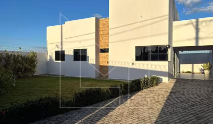 Casa para Venda em Caldas Novas, Setor Lago Sul, 3 dormitórios, 1 suíte, 2 banheiros, 2 vagas