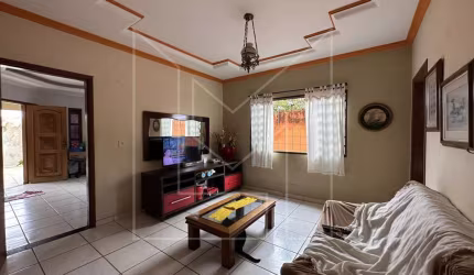 Casa para Venda em Caldas Novas, Estância Itaguaí 3, 3 dormitórios, 1 suíte, 2 banheiros, 4 vagas