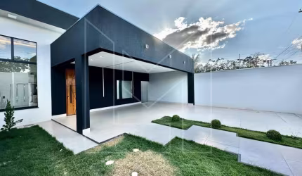 Casa para Venda em Caldas Novas, Do Turista 2ª Etapa, 3 dormitórios, 1 suíte, 2 banheiros, 4 vagas