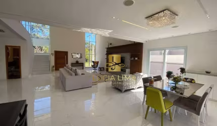 Sobrado ESPETACULAR, com PISCINA, 5 SUÍTES à venda, 680 m² por R$ 2.500.000 - Residencial Recanto Santa Bárbara - Jambeiro/SP