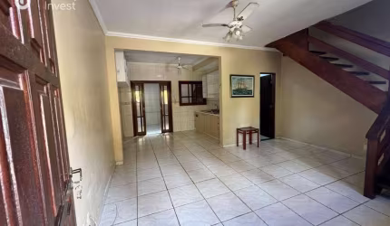 Village com 2 dormitórios à venda por R$ 480.000,00 - Centro - Bertioga/SP