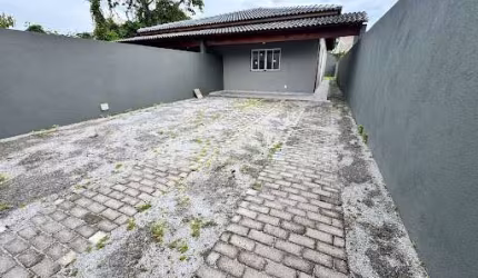 Casa com 2 dormitórios à venda, 90 m² por R$ 480.000,00 - Indaiá - Bertioga/SP