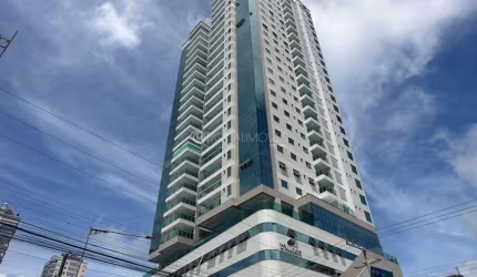 Viva o Luxo à Beira-Mar: Residencial Garden Square em Meia Praia, Itapema/SC