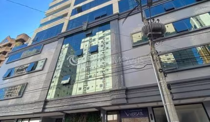 Apartamento pronto em Itapema/SC Meia Praia O4 suítes, 03 vagas