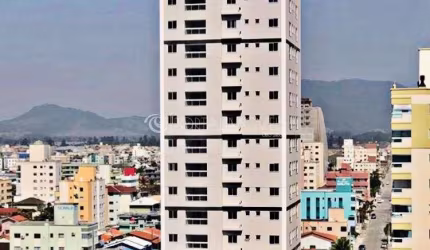 Apartamento com 02 Dormitórios no bairro Morretes.