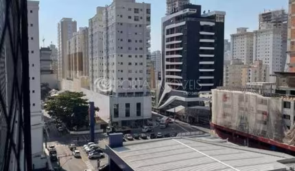 Apartamento Mobiliado com 3 Suítes e Ampla Sacada Gourmet, a Apenas 600 Metros da Praia