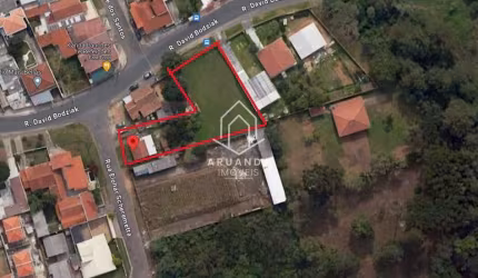 Terreno 1.200m² no Cachoeira em Curitiba