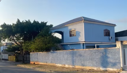 Casa com 4 quartos no Bairro Vila Nova,  em Campo Grande.