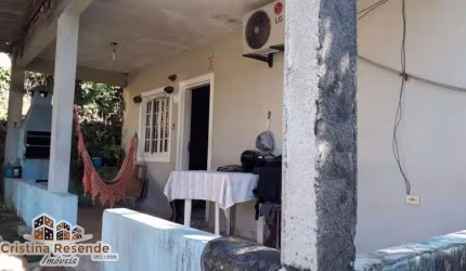 Casa com 2 quartos à venda no Jardim Santa Rosa, Caraguatatuba , 300 m2 por R$ 270.000