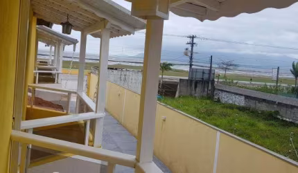 Casa em condomínio fechado com 2 quartos à venda na Praia Aruan, Caraguatatuba  por R$ 600.000