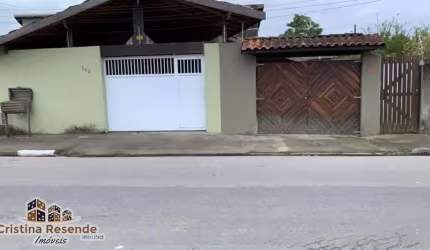 Casa com 1 quarto à venda na Avenida Geraldo Lopes, Travessão, Caraguatatuba, 300 m2 por R$ 330.000