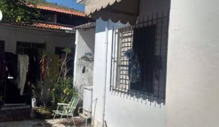 Casa com 3 quartos à venda no Prainha, Caraguatatuba  por R$ 490.000