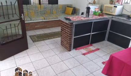 Casa com 3 quartos à venda na Rua Joaquim Aurélio Nabuco de Araújo, Morro do Algodão, Caraguatatuba, 300 m2 por R$ 320.000