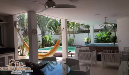 Casa em condomínio fechado com 4 quartos à venda na Rua Joaquim Aurélio Nabuco de Araújo, Massaguaçu, Caraguatatuba, 300 m2 por R$ 2.000.000