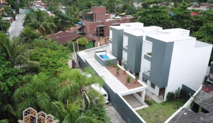 Casa em condomínio fechado com 6 quartos à venda no Maresias, São Sebastião  por R$ 1.500.000
