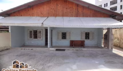 Casa com 6 quartos à venda em Perequê Açu, Ubatuba , 450 m2 por R$ 1.000.000