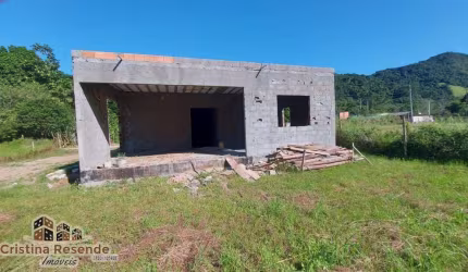 Casa com 3 quartos à venda no Pegorelli, Caraguatatuba , 132 m2 por R$ 280.000