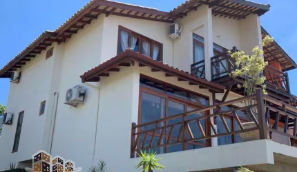 Casa em condomínio fechado com 4 quartos à venda na Barra Velha, Ilhabela  por R$ 1.205.000