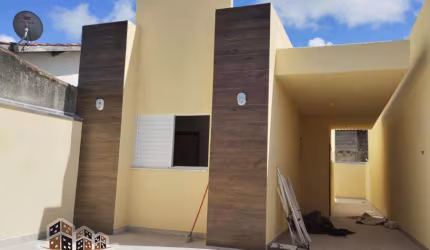 Casa com 2 quartos à venda na Rua Joaquim Aurélio Nabuco de Araújo, Balneário dos Golfinhos, Caraguatatuba, 59 m2 por R$ 360.000