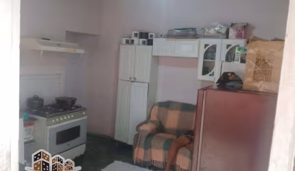 Casa com 2 quartos à venda no Perequê Mirim, Caraguatatuba  por R$ 220.000