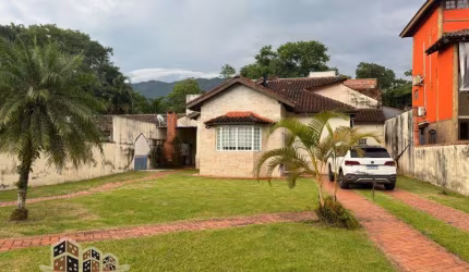 Casa em condomínio fechado com 2 quartos à venda no Massaguaçu, Caraguatatuba , 420 m2 por R$ 750.000