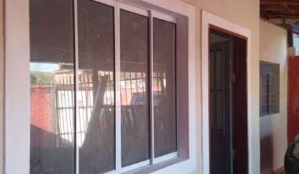 Casa com 4 quartos à venda no Sumaré, Caraguatatuba  por R$ 490.000