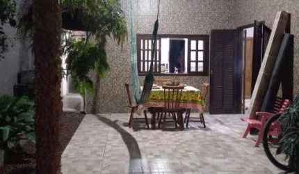 Casa com 2 quartos à venda no Canto do Mar, São Sebastião  por R$ 350.000