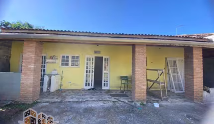 Casa em condomínio fechado com 2 quartos à venda no Massaguaçu, Caraguatatuba  por R$ 470.000