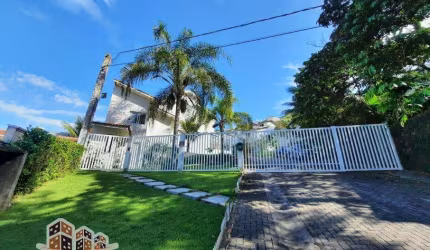 Casa em condomínio fechado com 2 quartos à venda no Cigarras, São Sebastião , 172 m2 por R$ 530.000