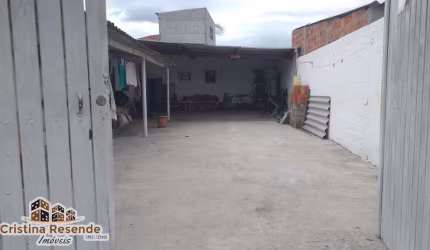 Casa com 2 quartos à venda na Praia da Enseada, São Sebastião , 220 m2 por R$ 350.000
