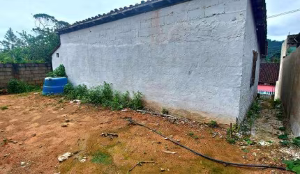 Casa com 2 quartos à venda no Pereque-Mirim, Ubatuba , 150 m2 por R$ 180.000