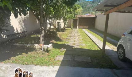 Casa com 1 quarto à venda no Jardim Jaqueira, Caraguatatuba , 300 m2 por R$ 550.000
